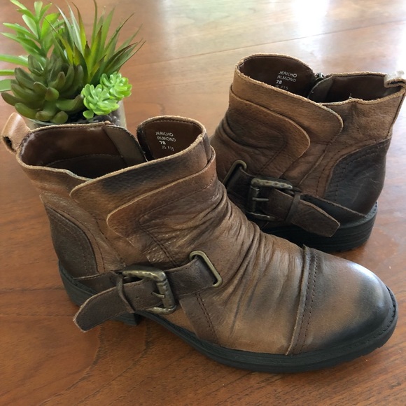 earth jericho boots
